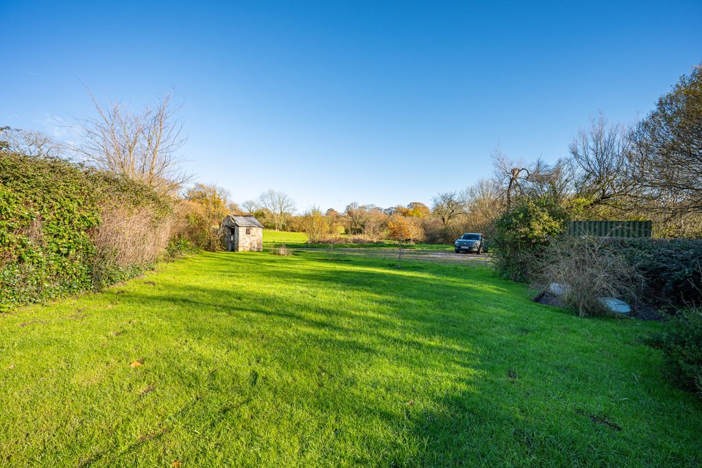 Grounds- click for photo gallery